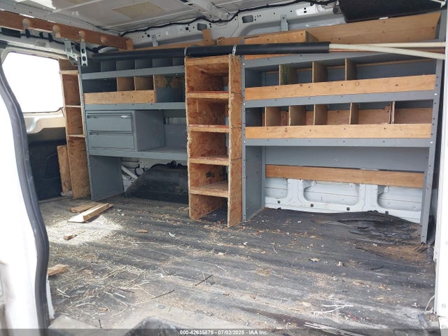 1FTNR1ZM6FKA34609 Ford 2015