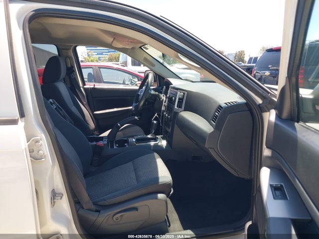 2010 Jeep Grand Cherokee Laredo მანქანა იყიდება აუქციონზე, vin: 1J4PR4GK2AC150849, აუქციონის ნომერი: 42635878