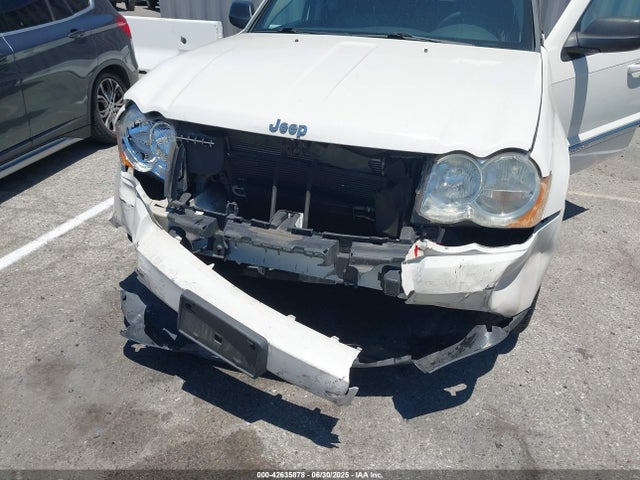 2010 Jeep Grand Cherokee Laredo მანქანა იყიდება აუქციონზე, vin: 1J4PR4GK2AC150849, აუქციონის ნომერი: 42635878