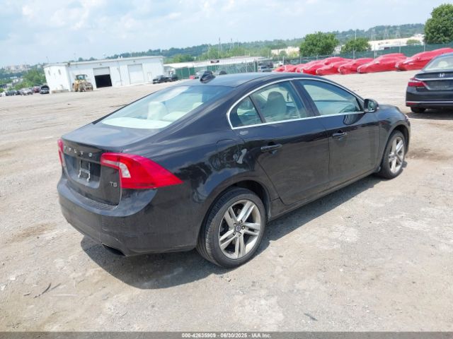 2015 VOLVO S60 YV126MFKXF2351397 Photo 3
