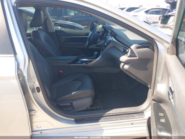 2020 TOYOTA CAMRY 4T1G11AK7LU328171 Photo 4