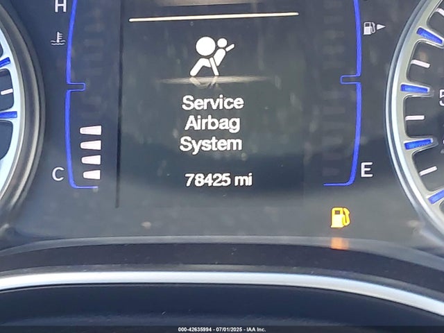 Chrysler 200 2015 1C3CCCAB4FN570296 Image 16