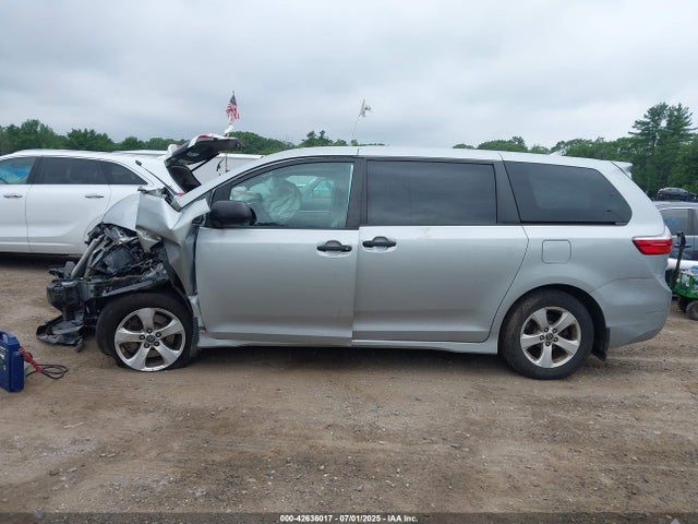 5TDZZ3DC0KS990523 Toyota 2gr-fks
