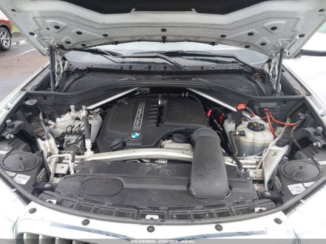 2018 BMW X5 5UXKR0C58J0Y04813 Photo 9