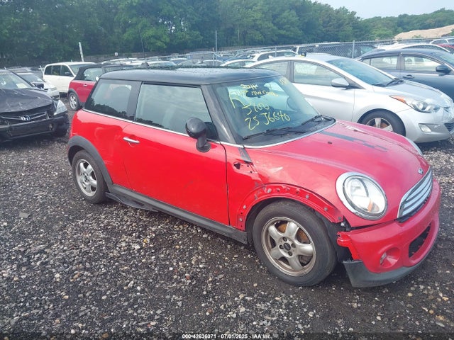 2011 MINI COOPER WMWSU3C50BT098824 Photo 5