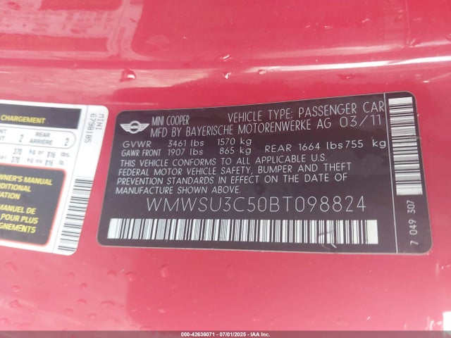 2011 MINI COOPER WMWSU3C50BT098824 Photo 8