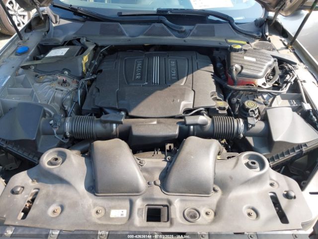 2011 JAGUAR XJ SAJWA2GB8BLV16944 Photo 9