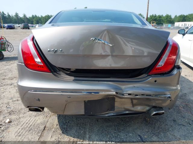2011 JAGUAR XJ SAJWA2GB8BLV16944 Photo 5