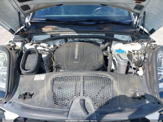 2018 PORSCHE MACAN WP1AA2A5XJLB14626 Photo 9