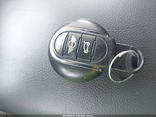 2017 MINI COUNTRYMAN WMZYS7C30H3E06532 Photo 10