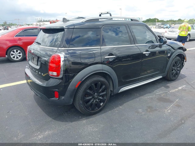 2017 MINI COUNTRYMAN WMZYS7C30H3E06532 Photo 3