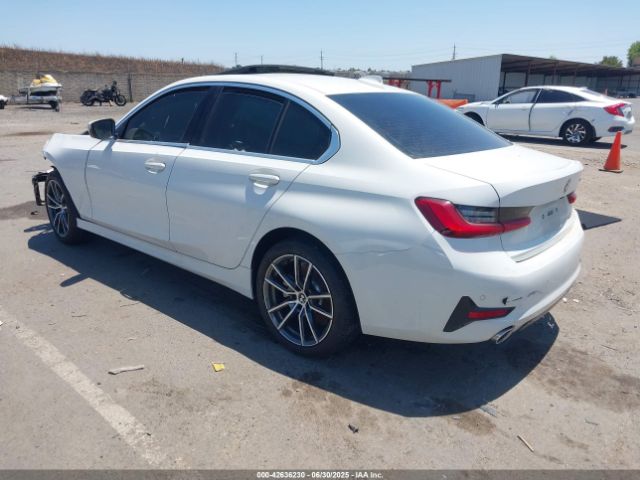 2020 BMW 330I 3MW5R1J04L8B28362 Photo 2
