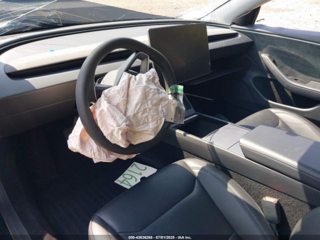 2024 TESLA MODEL 3 5YJ3E1EB5RF832608 Photo 4