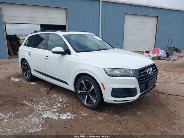 2019 AUDI Q7 WA1LAAF7XKD049152 Photo 0