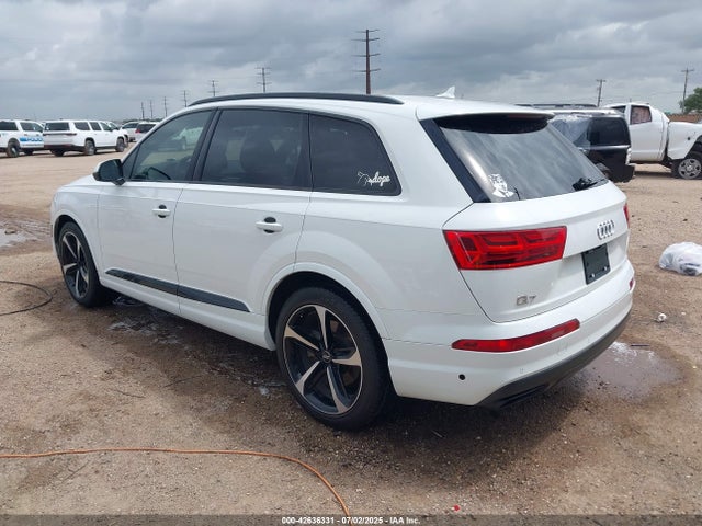 2019 AUDI Q7 WA1LAAF7XKD049152 Photo 2