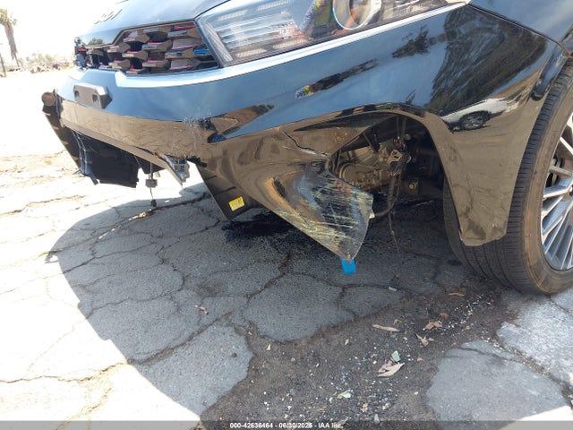 3KPF54AD7PE640289 KIA mpi nu