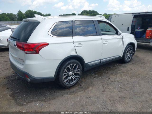 2017 MITSUBISHI OUTLANDER JA4AD3A33HZ038083 Photo 3