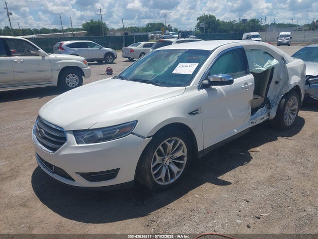 1FAHP2F88GG104542 Ford 2016
