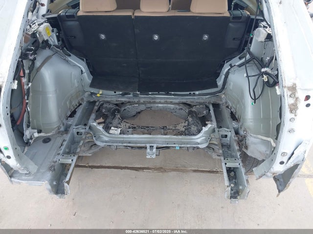 2T3W1RFV0PW240136 Toyota a25a-fks