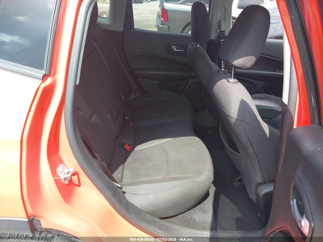 3C4NJCAB2KT737176 Jeep Compass