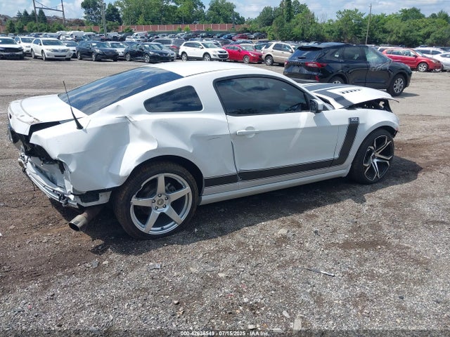 1ZVBP8CF7E5323889 Ford 2014