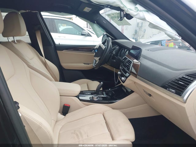 5UXTY3C01M9G76236 BMW X3