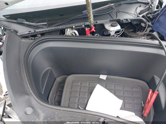 2023 TESLA MODEL Y 7SAYGDEEXPF835144 Photo 9