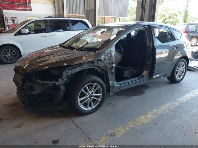 Ford 2.0l gdi 2017 1FADP3K22HL272613 Image 2