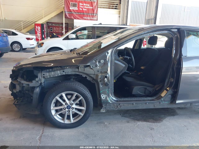 Ford 2.0l gdi 2017 1FADP3K22HL272613 Image 6