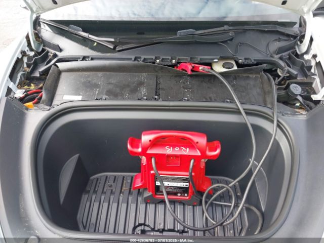 2023 TESLA MODEL Y 7SAYGDEF2PF708669 Photo 9