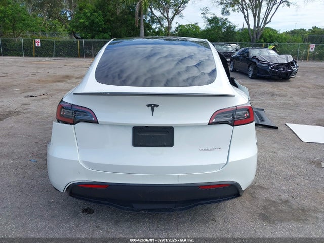 7SAYGDEF2PF708669 Tesla Model Y
