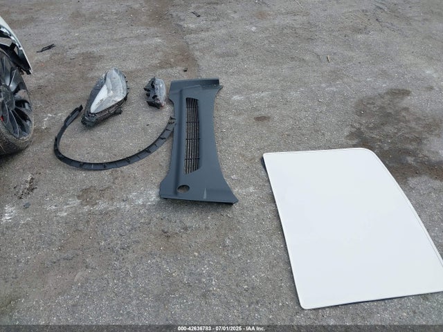 7SAYGDEF2PF708669 Tesla Model Y