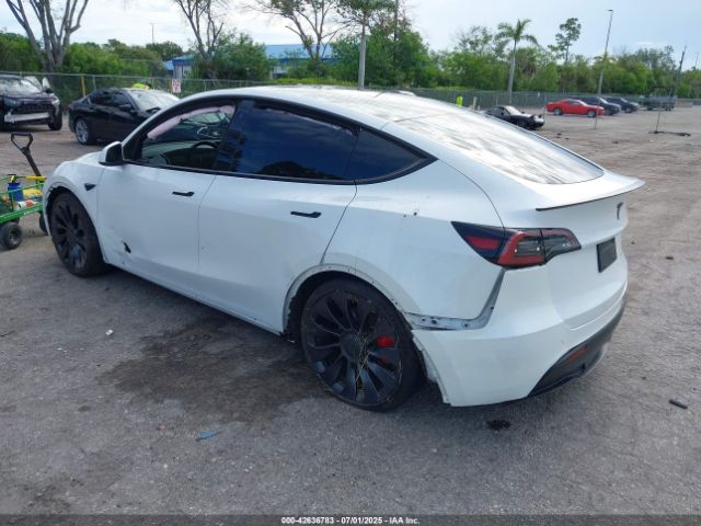 2023 TESLA MODEL Y 7SAYGDEF2PF708669 Photo 2