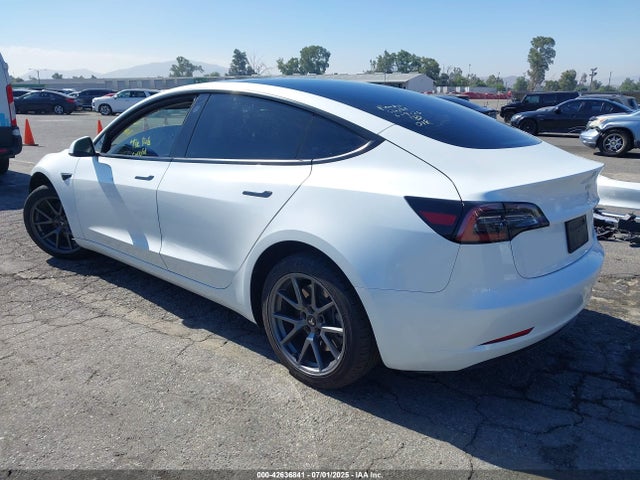 2023 TESLA MODEL 3 5YJ3E1EA7PF457230 Photo 2