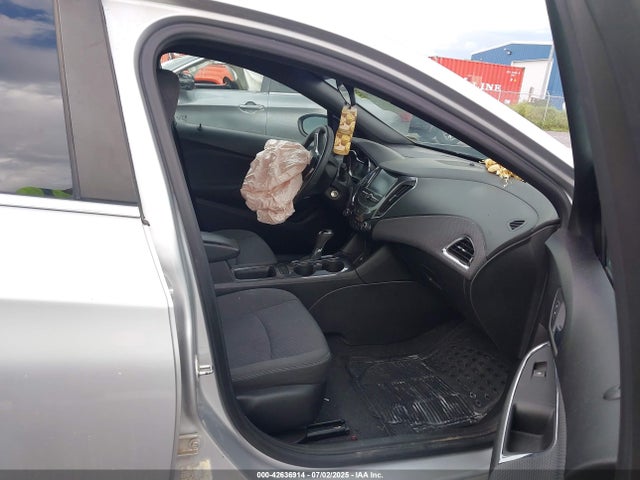 Aukcja sprzedaży 2018 Chevrolet Cruze Lt Auto, vin: 3G1BE6SM3JS649338, numer aukcji: 42636914