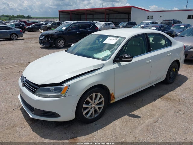 3VWD07AJXEM333132 Volkswagen 2014