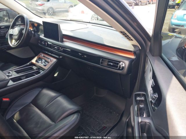 2021 LINCOLN AVIATOR 5LM5J7XC1MGL09249 Photo 4