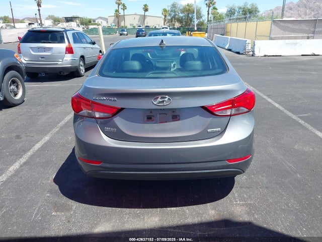 Hyundai dohc mpi nu 2014 5NPDH4AE9EH521143 Image 16