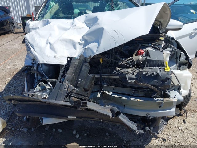 3FADP4BJ4KM122845 Ford 2019
