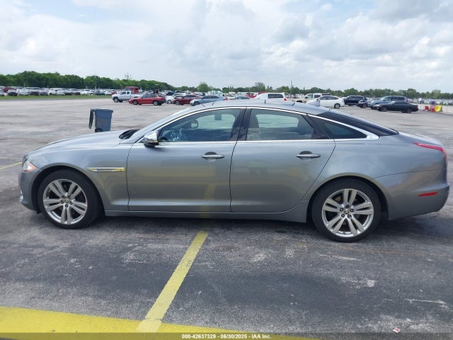 Продажа на аукционе авто 2013 Jaguar Xj, vin: SAJWJ1CD4D8V46305, номер лота: 42637329