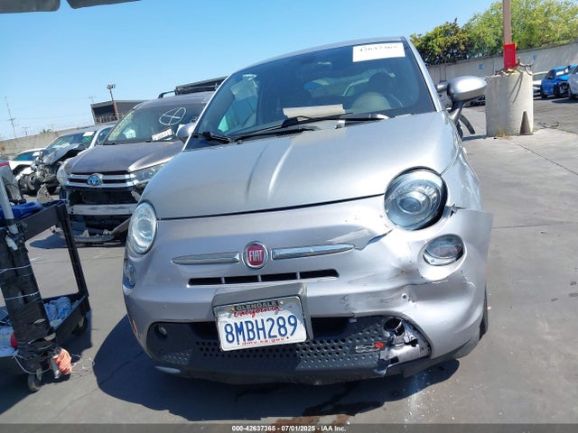 Fiat 500 2019 3C3CFFGE1KT803264 Image 12