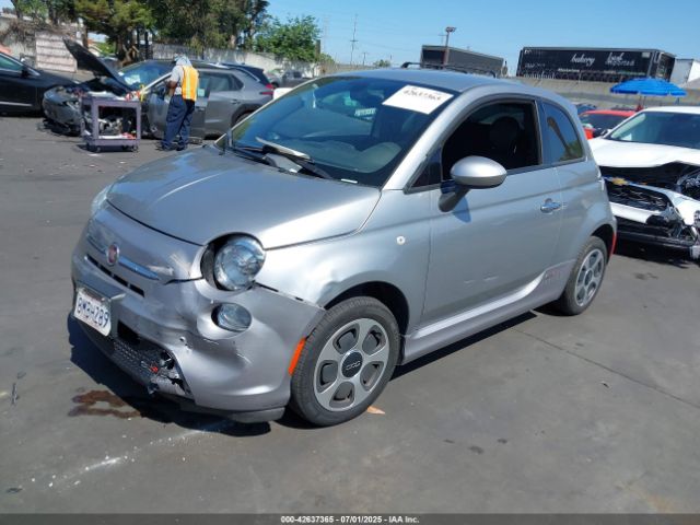 2019 FIAT 500E 3C3CFFGE1KT803264 Photo 1