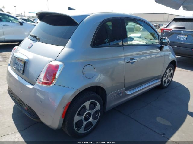2019 FIAT 500E 3C3CFFGE1KT803264 Photo 3