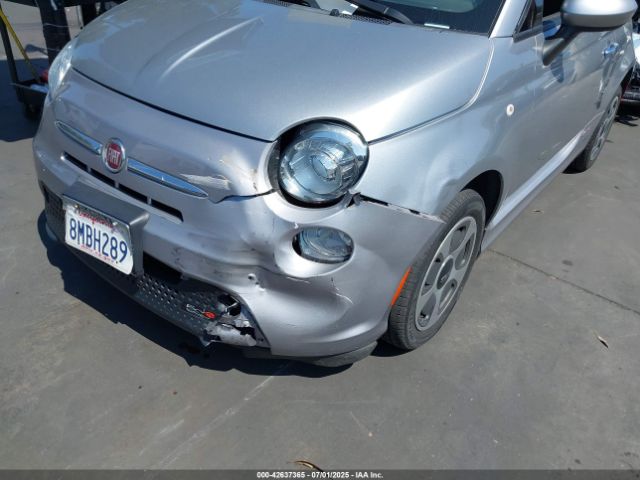 2019 FIAT 500E 3C3CFFGE1KT803264 Photo 5
