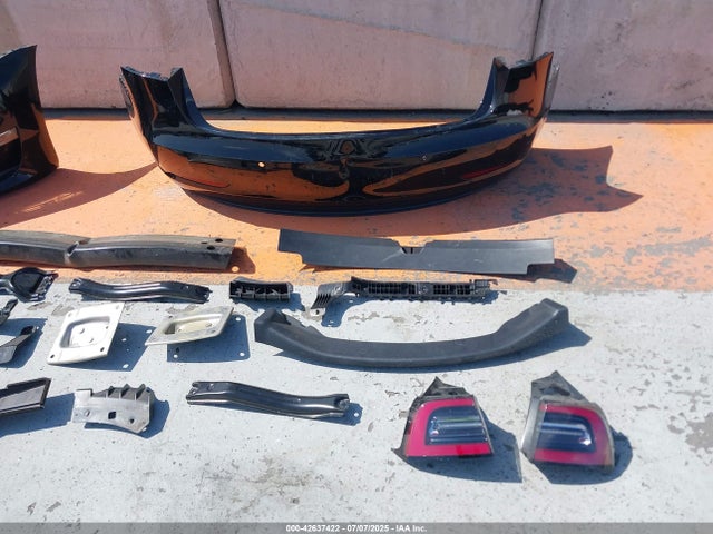Tesla MODEL 3 2019 5YJ3E1EA3KF305924 Image 20