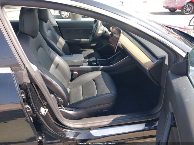 Tesla MODEL 3 2019 5YJ3E1EA3KF305924 Image 5
