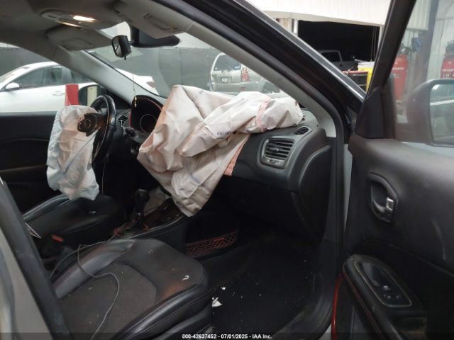 2020 JEEP COMPASS 3C4NJDDB7LT203447 Photo 4
