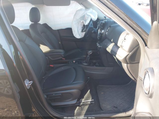 2019 MINI COUNTRYMAN WMZYV5C58K3F57882 Photo 4