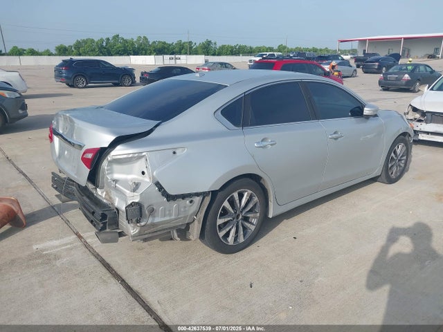 1N4AL3AP9HC248322 Nissan 2017