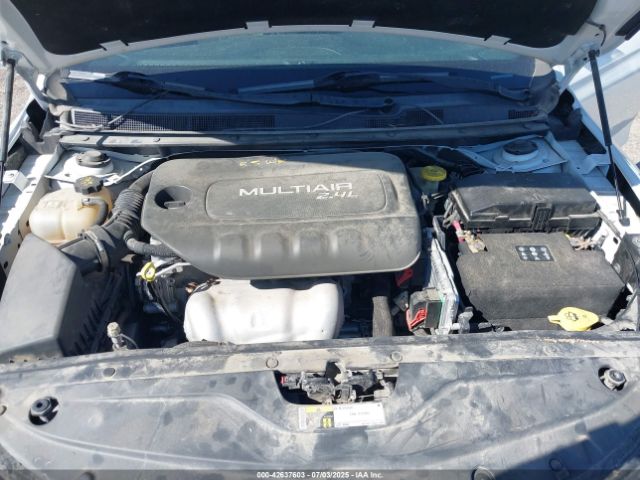 1C3CCCBB4FN558485 Chrysler 2015
